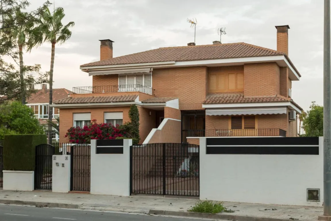 rumah atap miring ke belakang rumah atap miring ke belakang